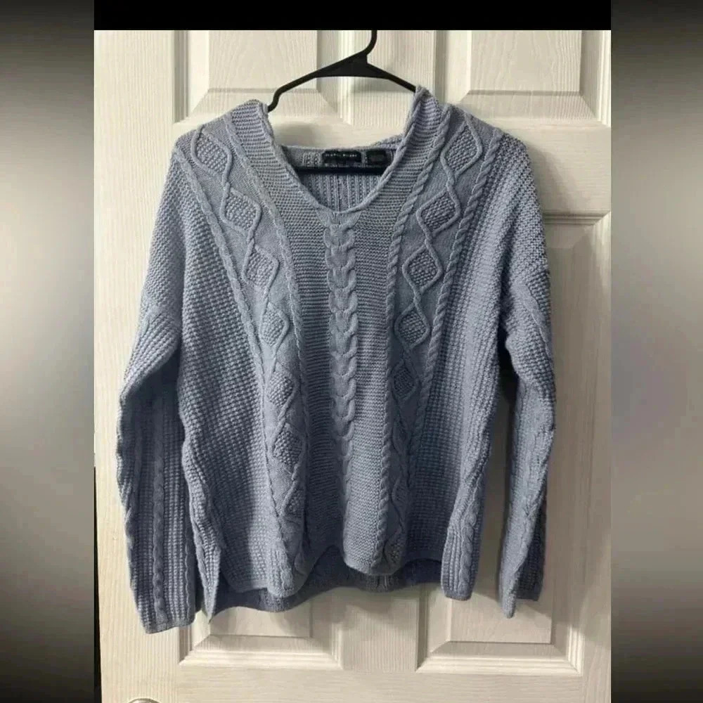 Side Medium Jeanne Pierre hooded sweater
